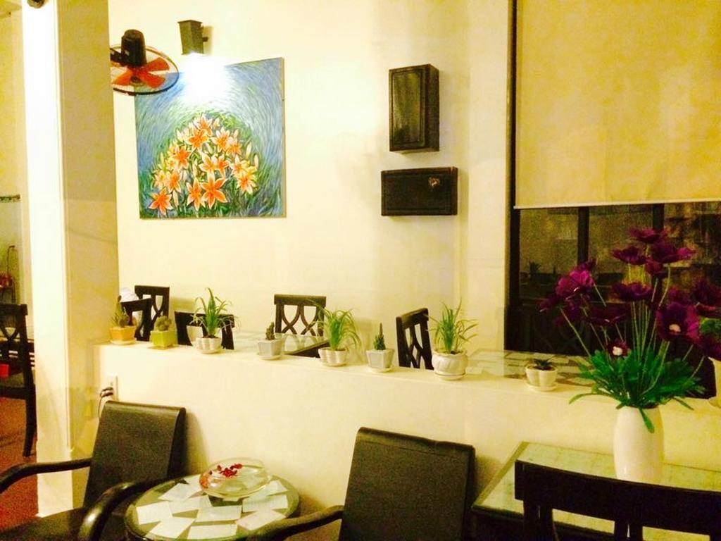 Ruby Bistro Hotel Hue Bagian luar foto