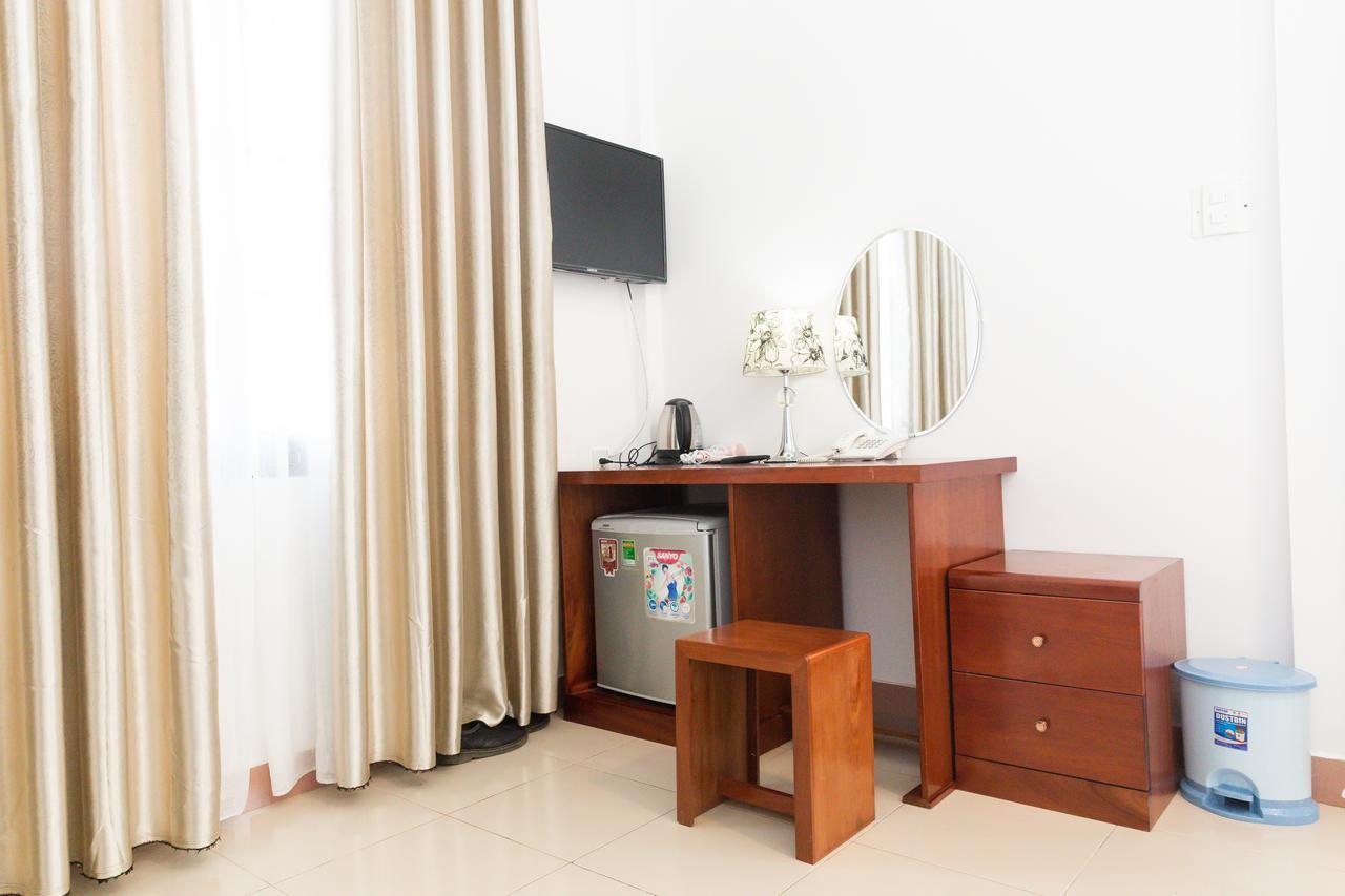 Ruby Bistro Hotel Hue Bagian luar foto