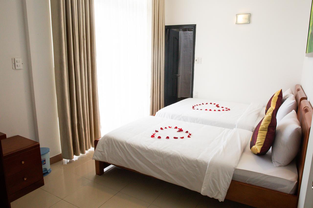 Ruby Bistro Hotel Hue Bagian luar foto