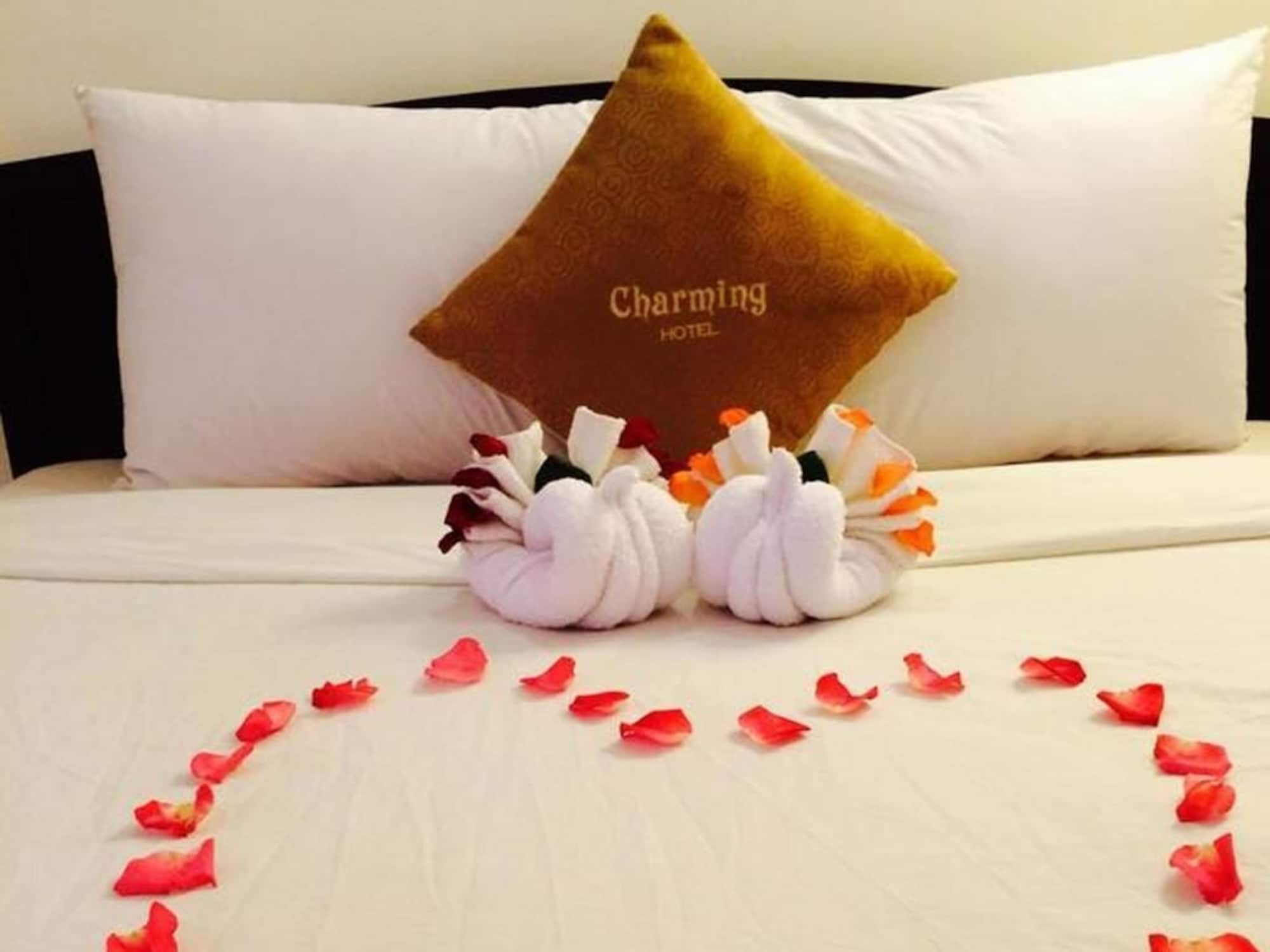 Ruby Bistro Hotel Hue Bagian luar foto